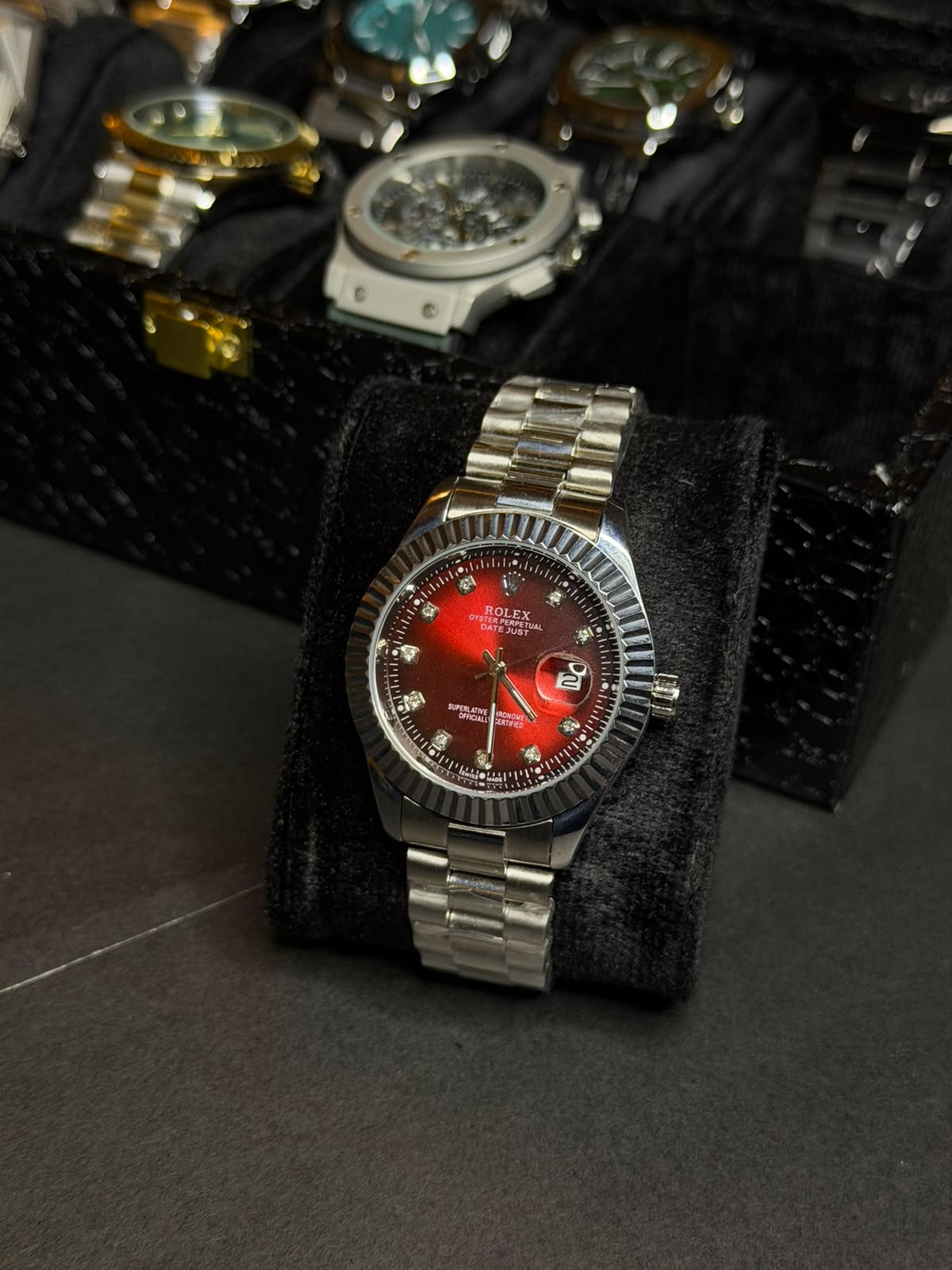 Rolex Datejust – Crimson Red & Steel