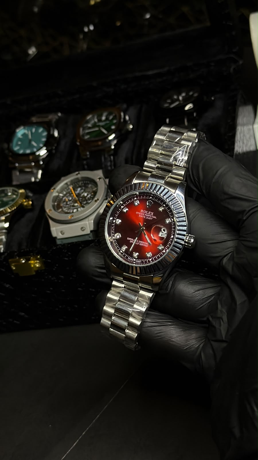 Rolex Datejust – Crimson Red & Steel
