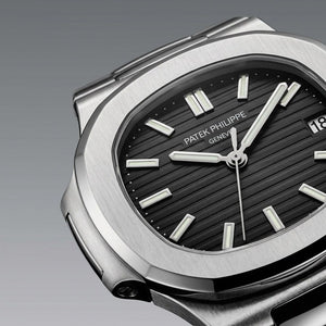 Nautilus 5711 — Black Dial Steel - View 3