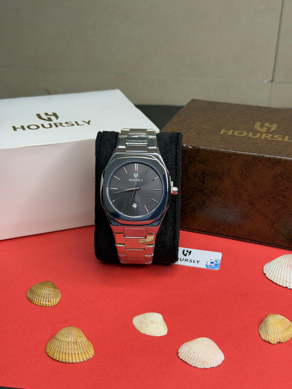 Hoursly Nautilus Classic Charcoal Steel Edition