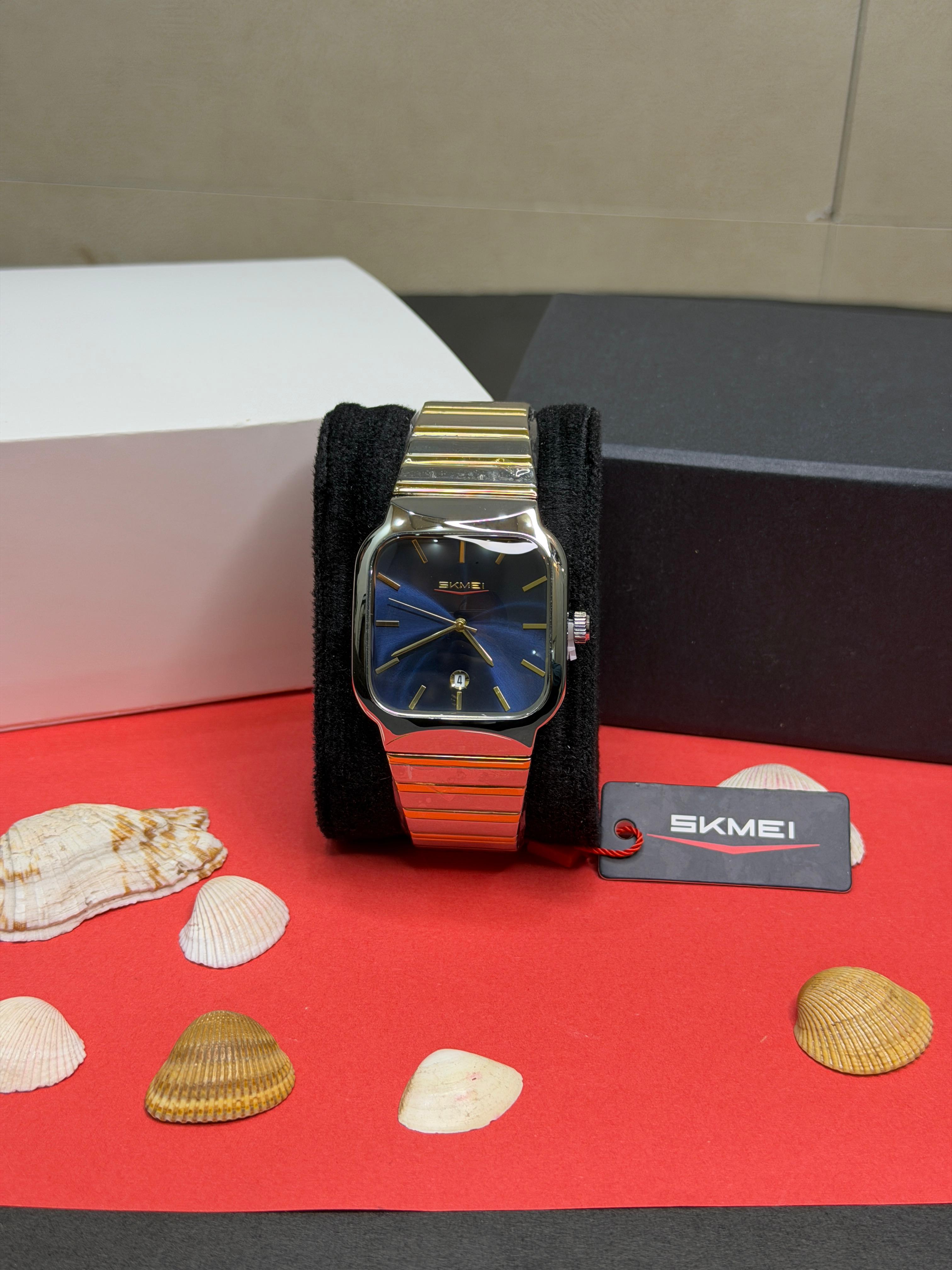 SKMEI Modern Minimalist Deep Blue Dial Two-Tone Edition