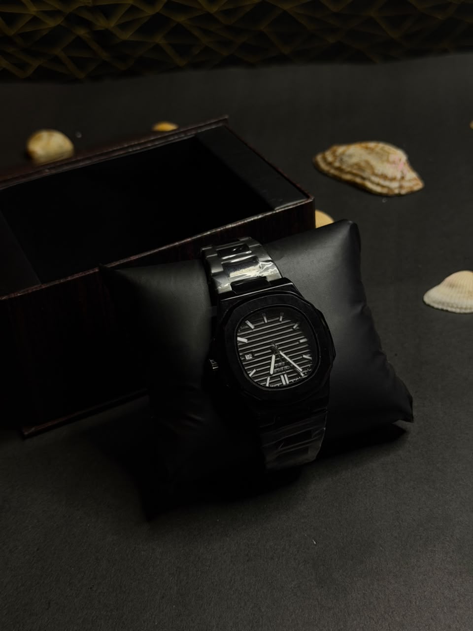 Patek Philippe Nautilus – Stealth Blackout